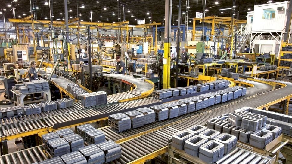 La actividad industrial retrocedió 0,3% interanual en enero