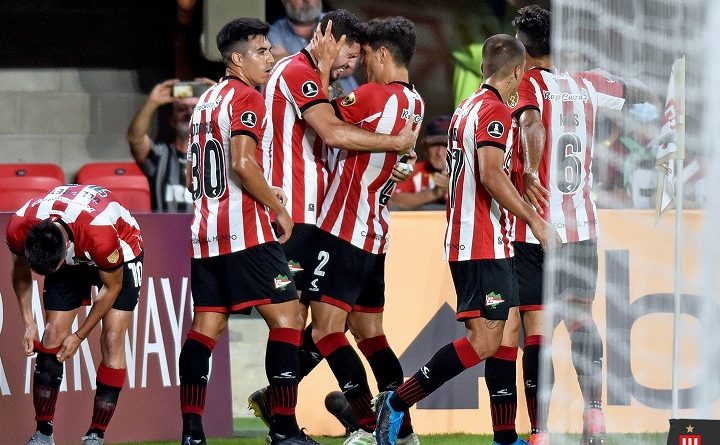 Estudiantes clasificó a Fase de Grupos