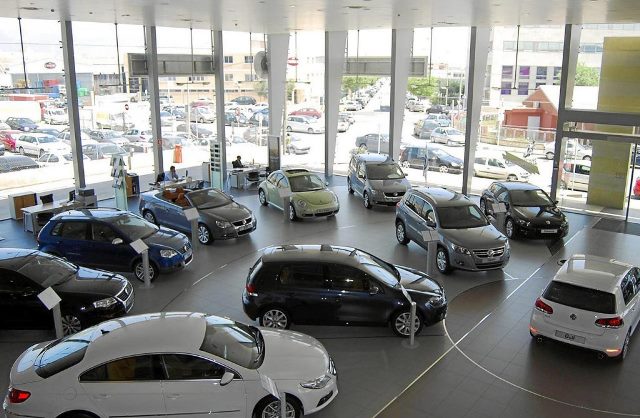 Se necesita hoy el doble de sueldos que en 2019 para comprar un auto Se necesita hoy el doble de sueldos que en 2019 para comprar un auto