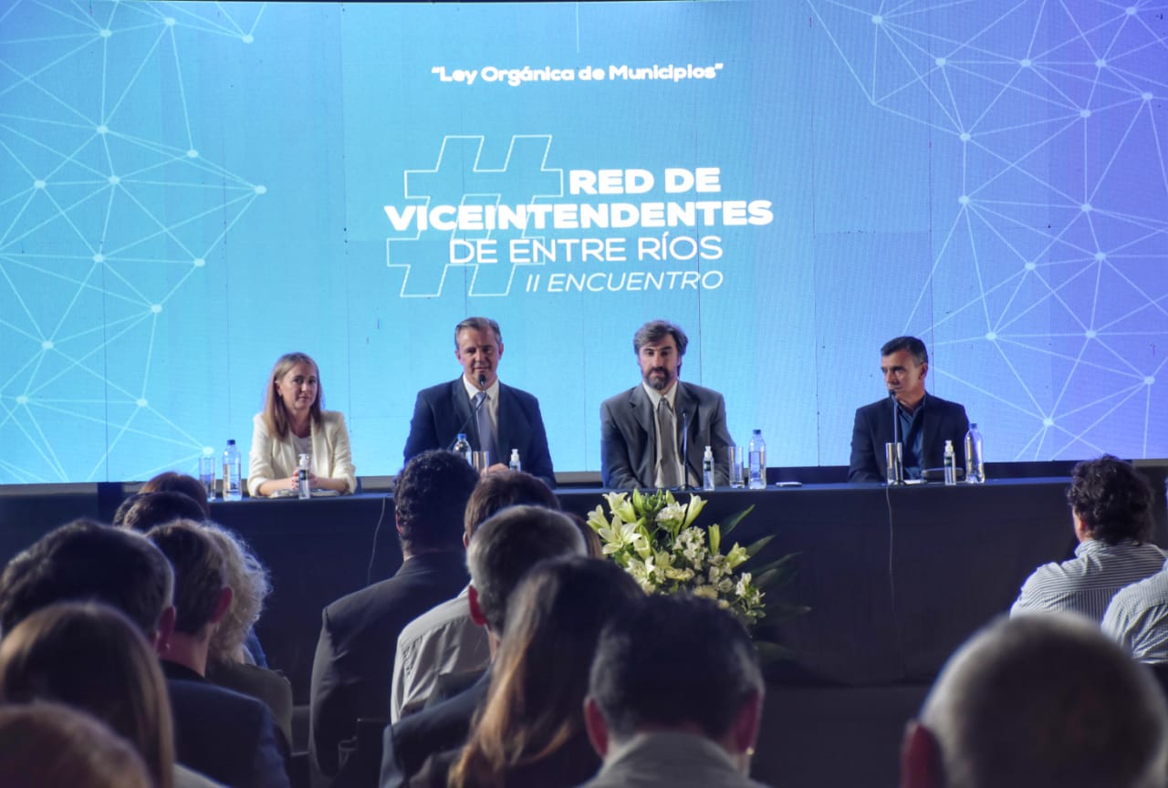 Se realizó en Paraná el II Encuentro Provincial de Viceintendentes