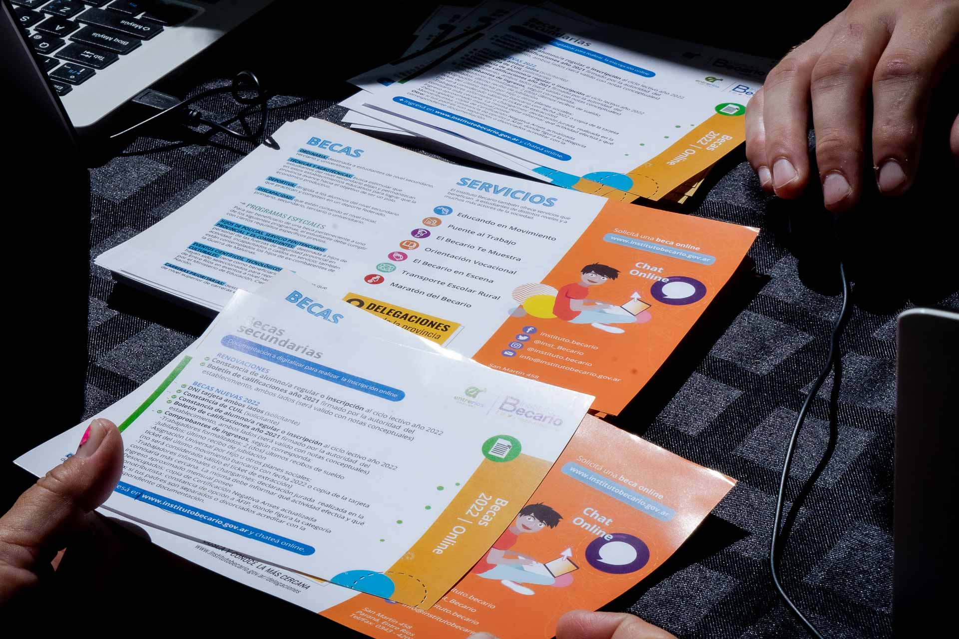 Comenzó el pago de becas provinciales de todos los niveles
