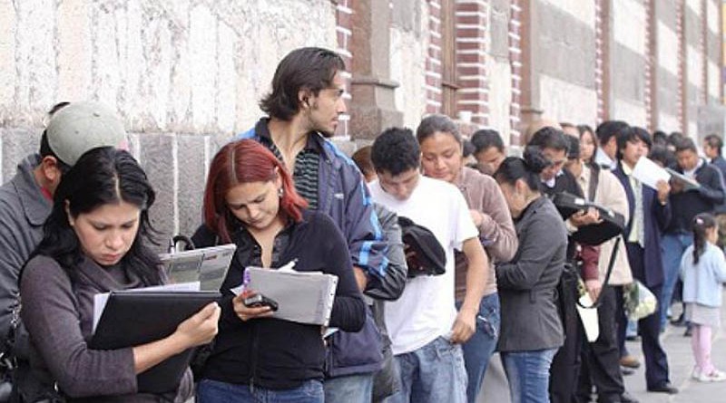 La tasa de desocupación se redujo al 7% en el cierre de 2021
