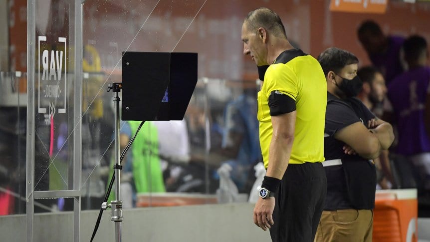 En qué situaciones se usará el VAR, que llega en la próxima fecha del fútbol argentino