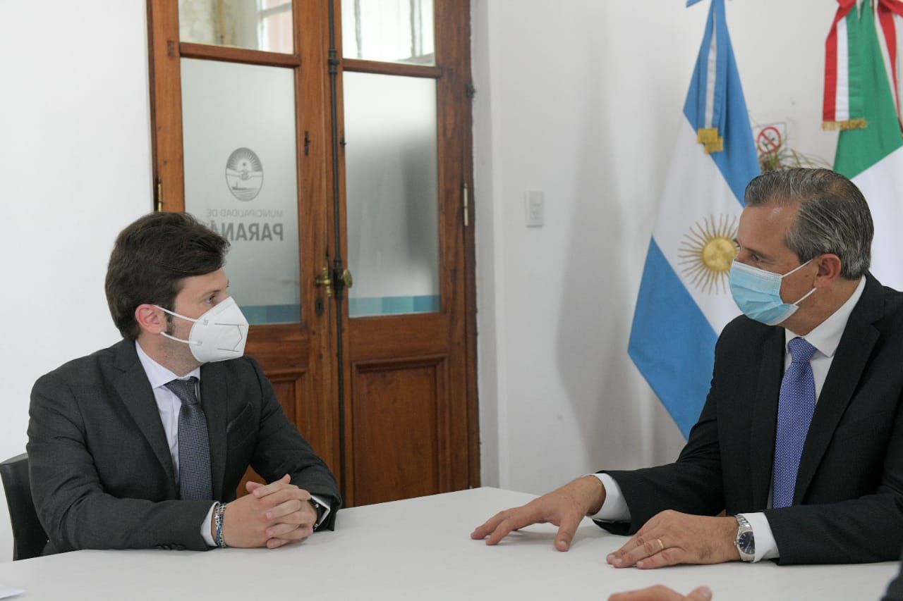 Bahl recibió al Cónsul General de Italia Bahl recibió al Cónsul General de Italia