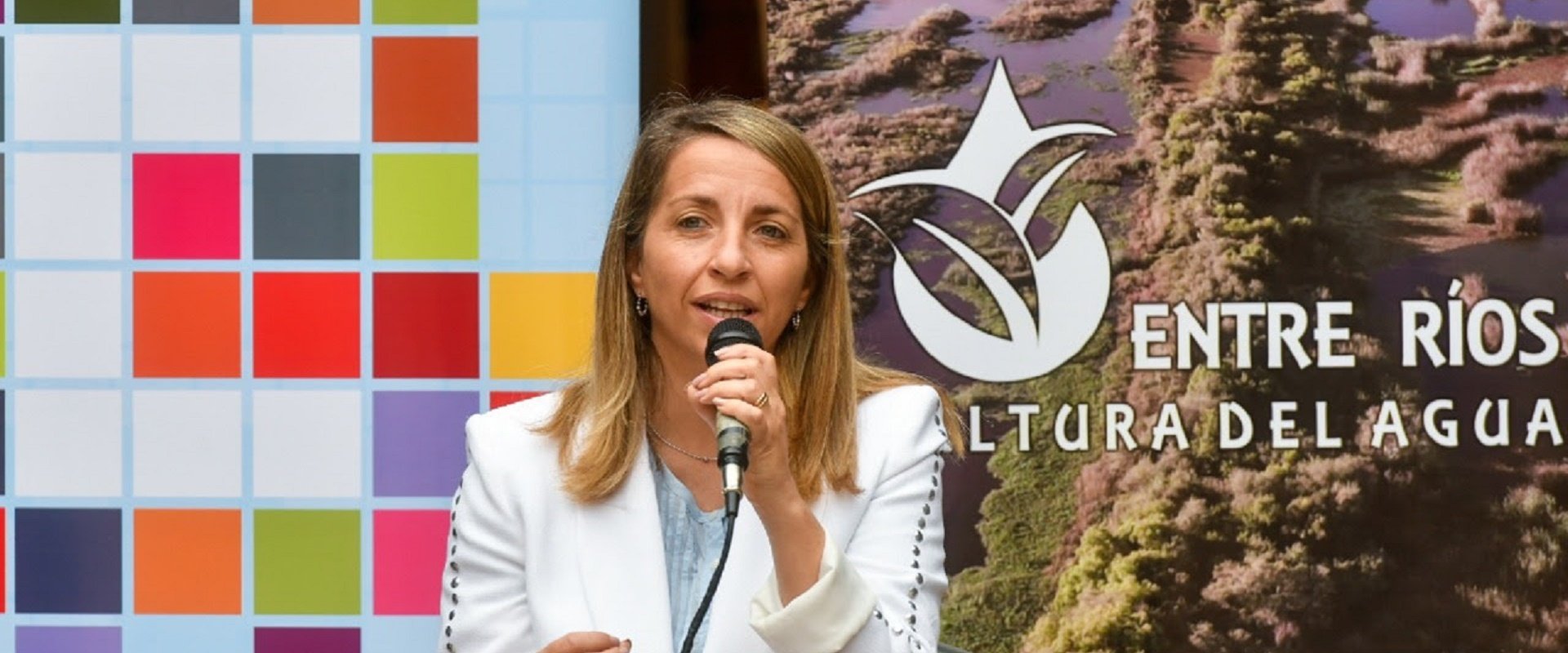 A través de una muestra itinerante, la Vicegobernación propone concientizar sobre la importancia del agua A través de una muestra itinerante, la Vicegobernación propone concientizar sobre la importancia del agua