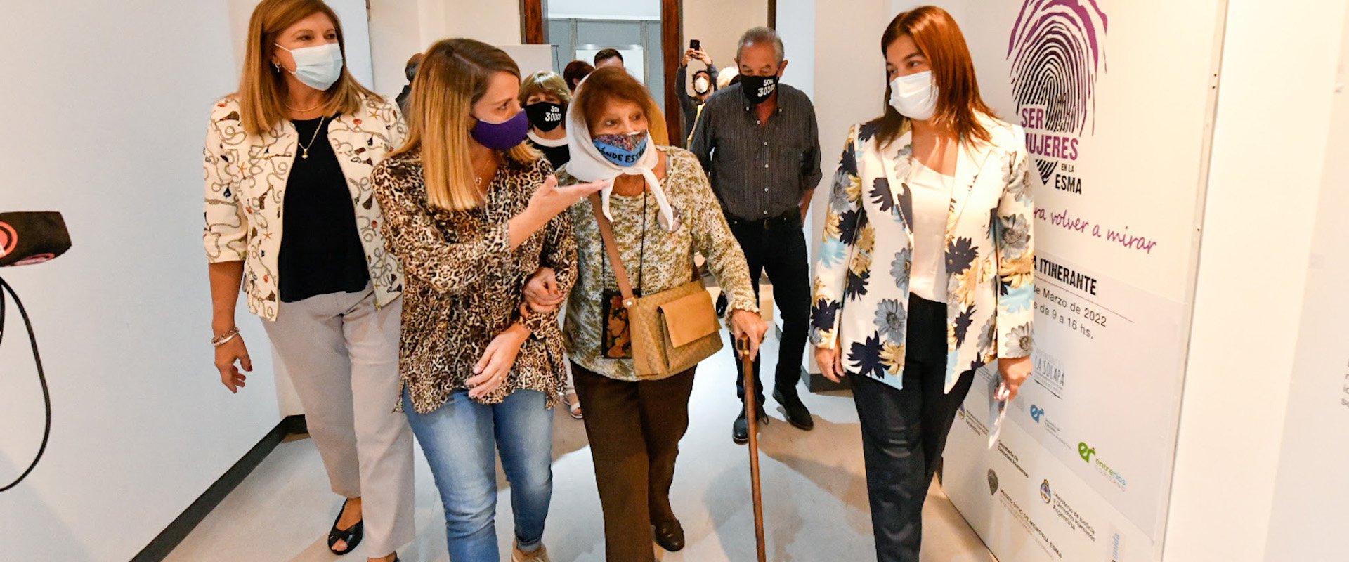 Taty Almeida visitó la muestra “Ser Mujeres en la Esma” en Paraná