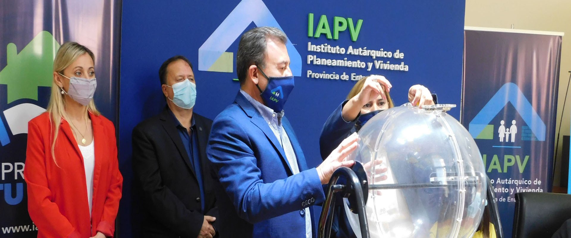 Se sortearon 38 viviendas para tres localidades entrerrianas Se sortearon 38 viviendas para tres localidades entrerrianas