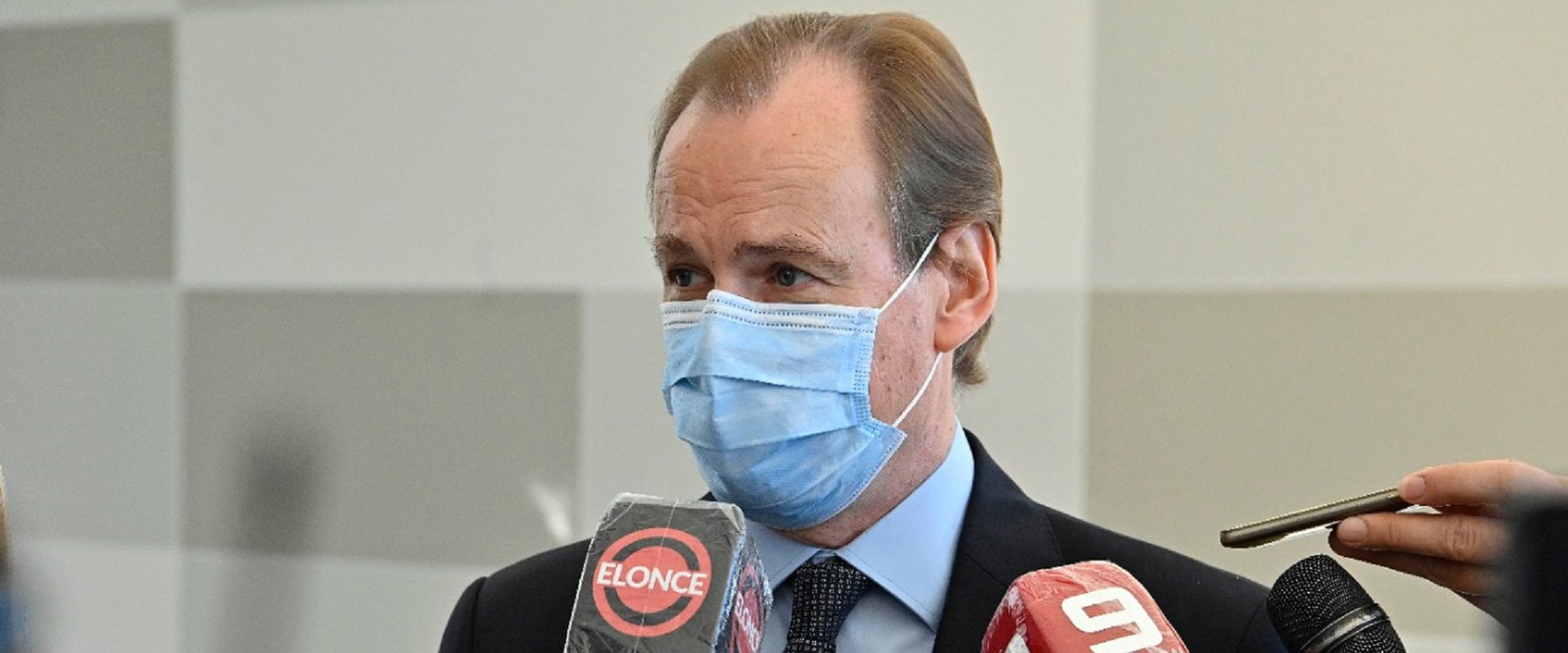 Bordet valoró “de manera muy positiva” el acuerdo salarial con los gremios docentes