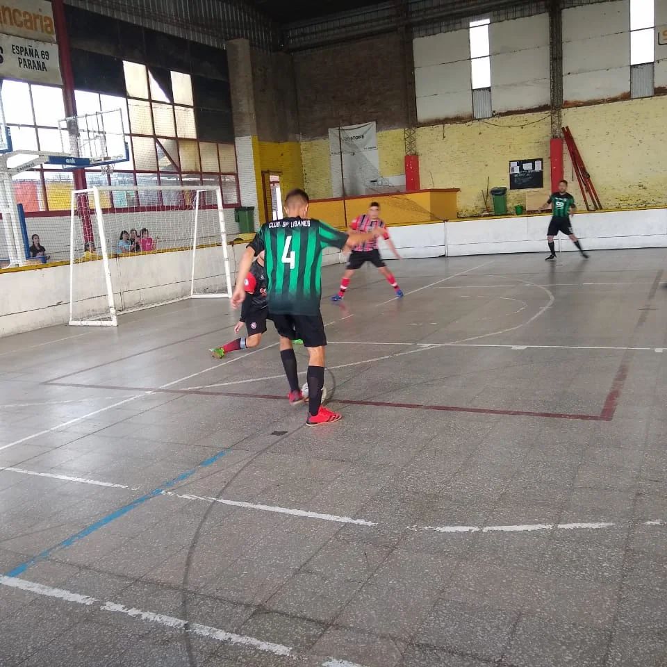 Libanes juega la Tercera