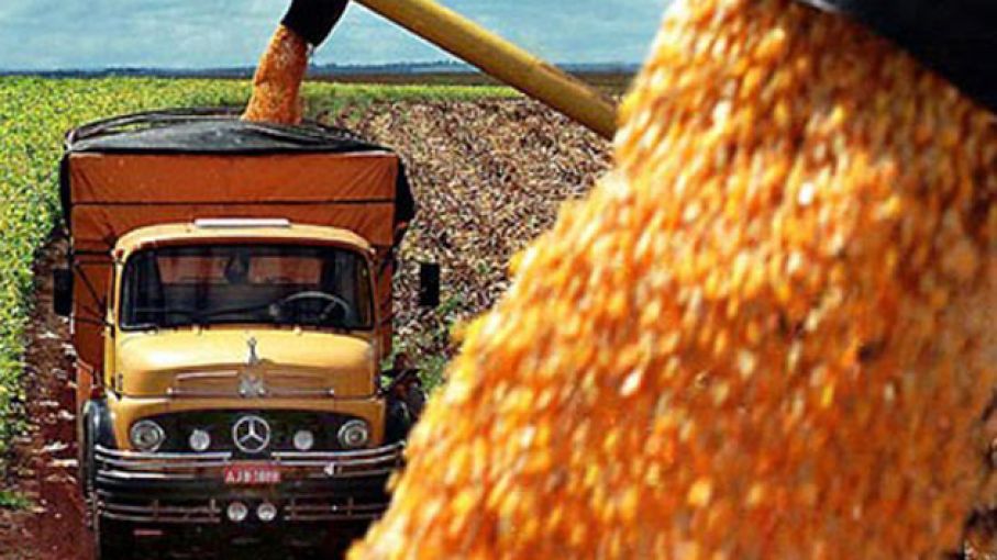 Transportistas de granos lanzaron un paro nacional para la semana próxima Transportistas de granos lanzaron un paro nacional para la semana próxima