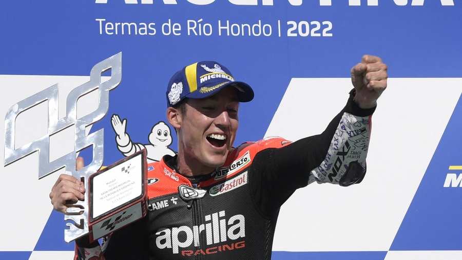 Aleix Espargaró ganó en Termas de Río Hondo su primera carrera en el Mundial de Moto GP Aleix Espargaró ganó en Termas de Río Hondo su primera carrera en el Mundial de Moto GP