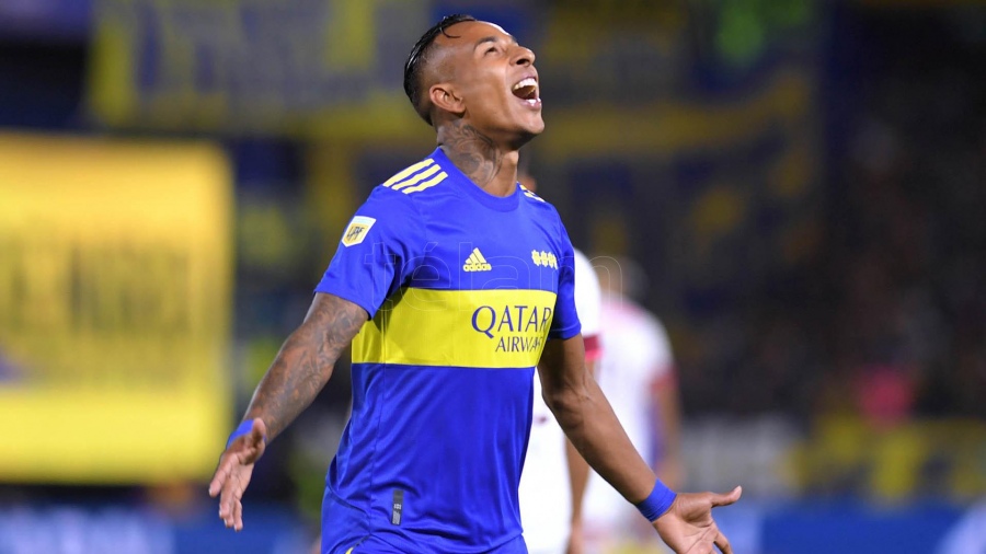 Gracias al VAR, Lanús se lo empató a Boca