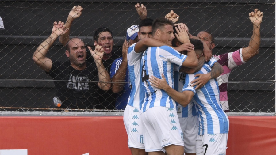 Racing venció a Patronato en un duelo vibrante y Gago rompió el récord de Pizzuti Racing venció a Patronato en un duelo vibrante y Gago rompió el récord de Pizzuti