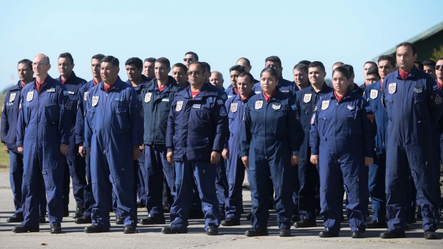 Los integrantes de la Fuerza fueron saludados por el Ministro de Defensa Foto Ministerio de Defensa