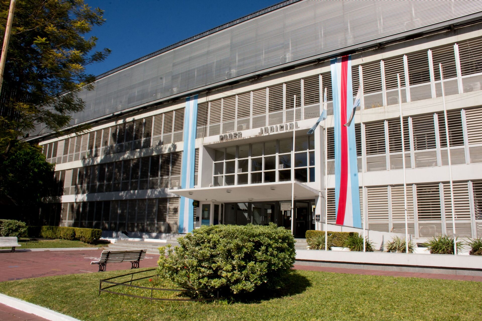 El STJ habilitó nuevamente el acceso del público y de medios de prensa a audiencias orales y públicas El STJ habilitó nuevamente el acceso del público y de medios de prensa a audiencias orales y públicas
