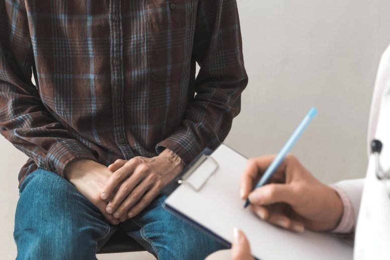 “Los hombres que tuvieron COVID-19 y que quieran tener un hijo solo tienen que seguir con la búsqueda. Si después de un lapso de tiempo el embarazo no llega, se puede hacer la consulta médica”, dijo el andrólogo Omar Lajus