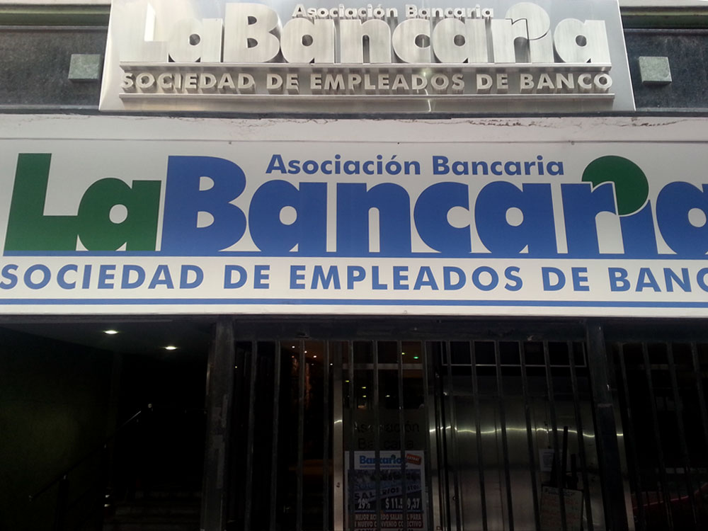 Bancarios anunciaron un paro nacional para el próximo jueves 28 Bancarios anunciaron un paro nacional para el próximo jueves 28