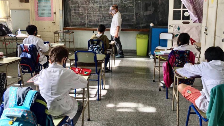 El Gobierno propone una hora más de clase por día en las escuelas primarias