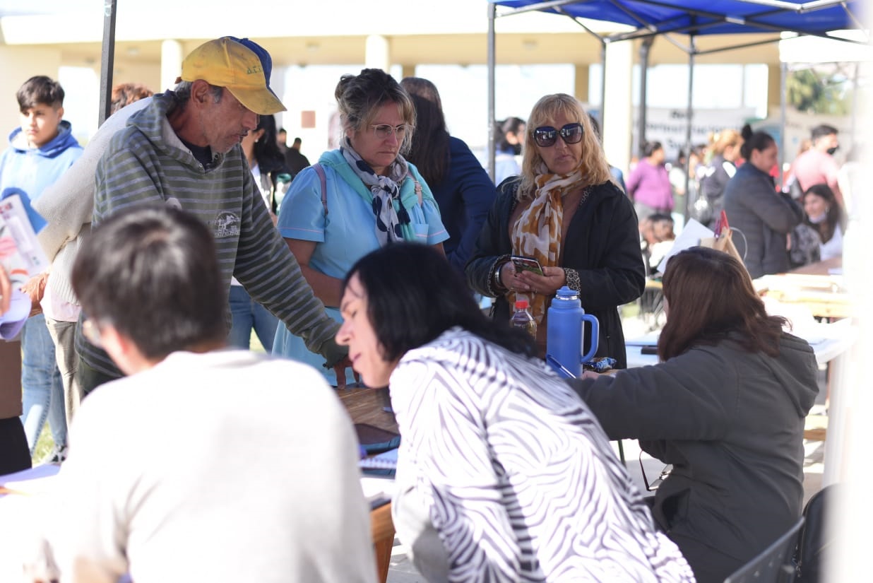 Oficinas a la Comunidad brindó servicios en el Complejo Integral de Salud Comunitaria