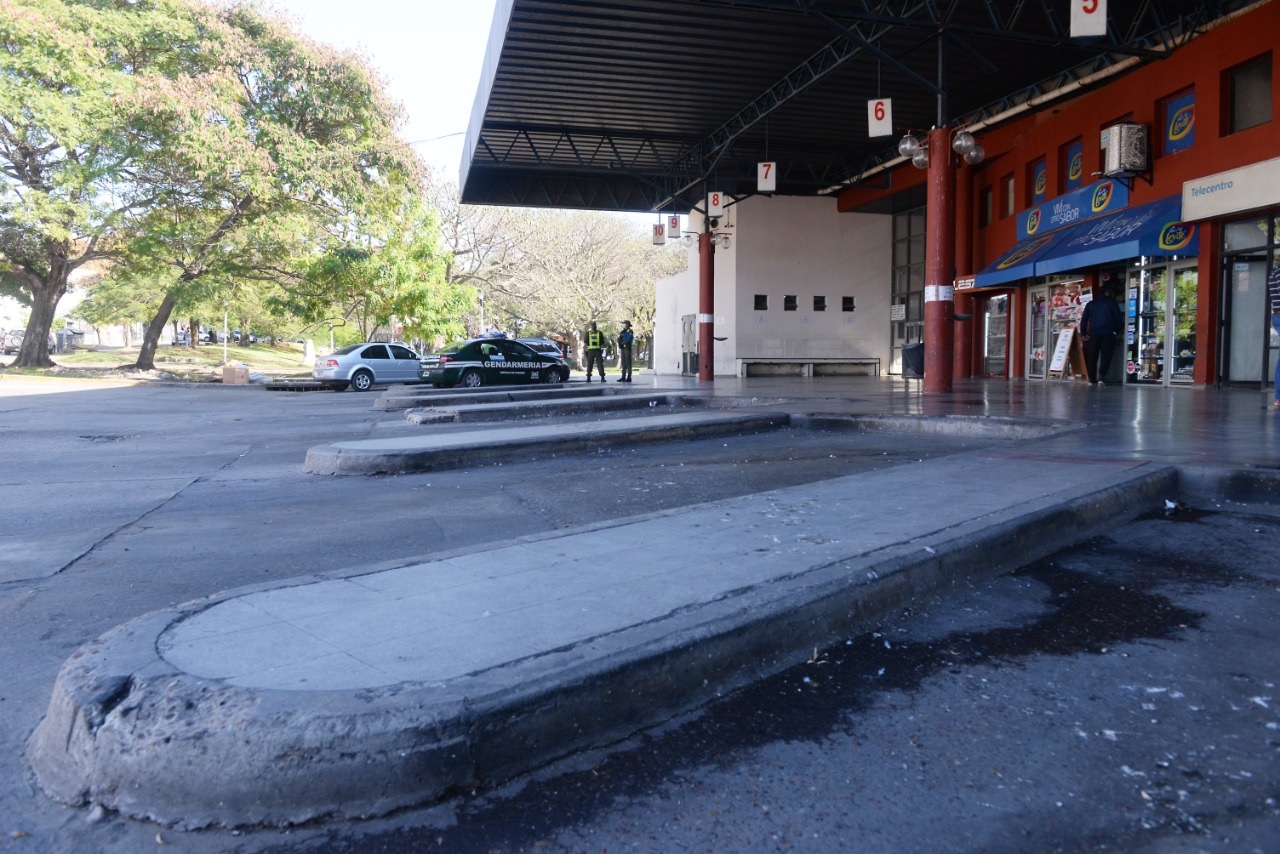 “Peligra el servicio” de transporte de micros en el interior