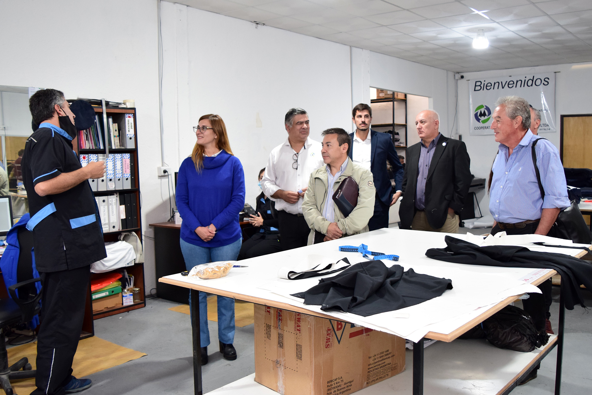 Cooperativa entrerriana produce indumentaria para el Ministerio de Defensa