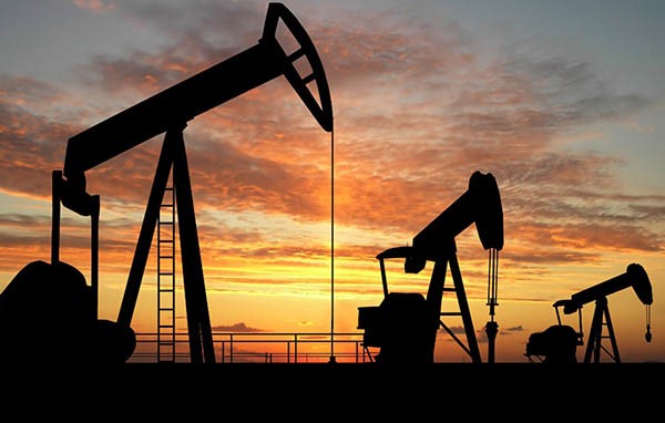 El Gobierno busca crear un régimen cambiario especial para promocionar las inversiones en petróleo y gas. El Gobierno busca crear un régimen cambiario especial para promocionar las inversiones en petróleo y gas.