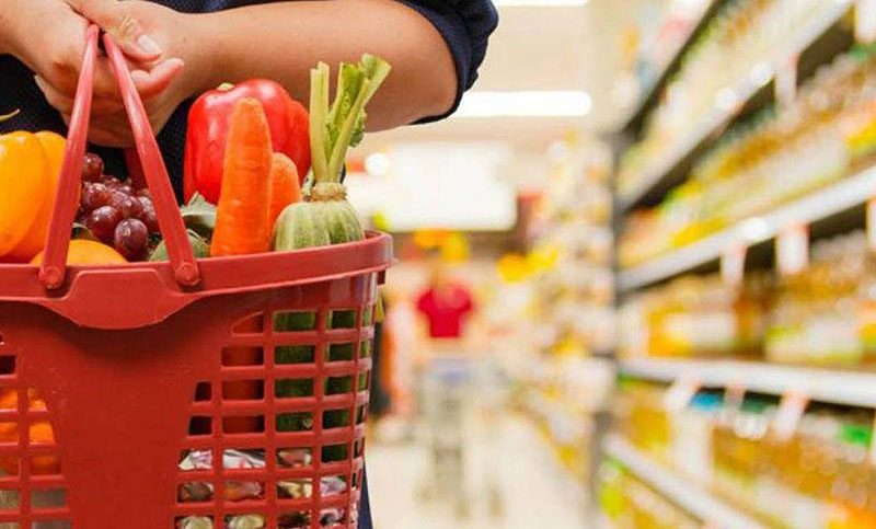 La canasta alimentaria trepa a .600 y supera el aumento dispuesto para el Salario Mínimo La canasta alimentaria trepa a .600 y supera el aumento dispuesto para el Salario Mínimo