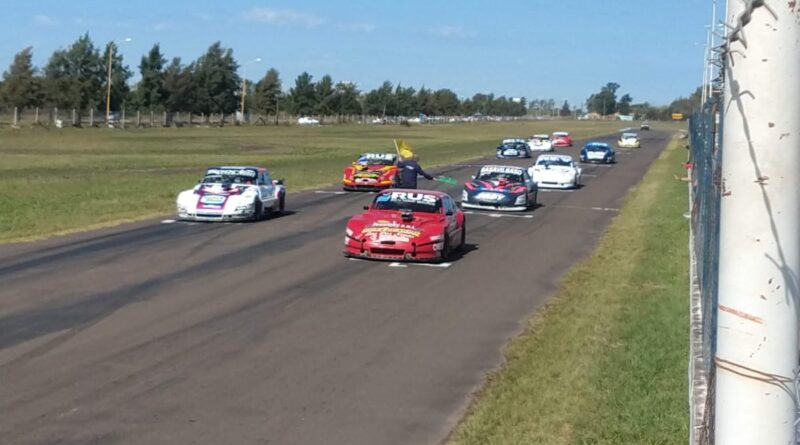 TC Pista Entrerriano: Doble final en el Club de Volantes Entrerrianos
