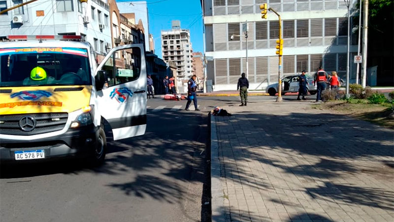Trágico choque de moto contra remís: murió la joven que iba como acompañante