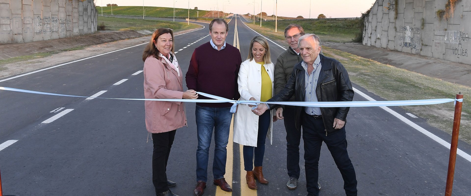 Bordet dejó inaugurada la obra de repavimentacion de la variante de acceso a Victoria