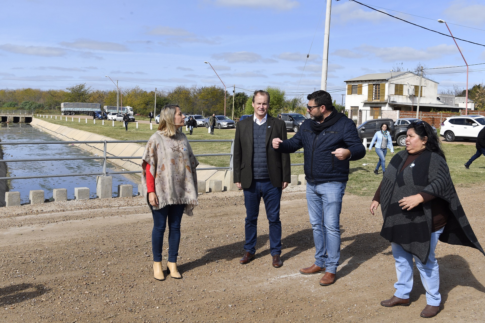 Bordet inauguró obras de gas y de saneamiento en el norte entrerriano Bordet inauguró obras de gas y de saneamiento en el norte entrerriano