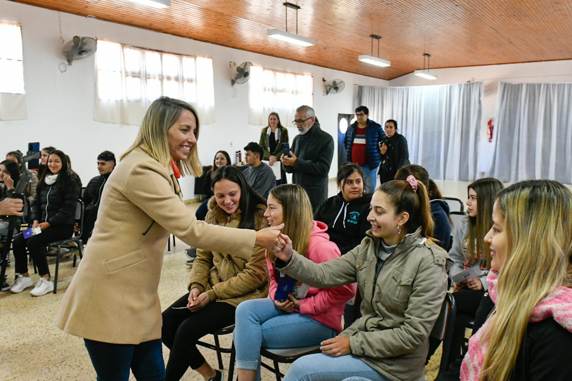 La Vicegobernadora resaltó el valor de la participación juvenil para el fortalecimiento de la democracia