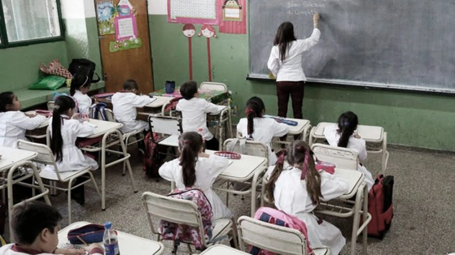 Extensión de jornada escolar: la provincia prevé alcanzar al 90 por ciento de sus estudiantes en 2023 Extensión de jornada escolar: la provincia prevé alcanzar al 90 por ciento de sus estudiantes en 2023