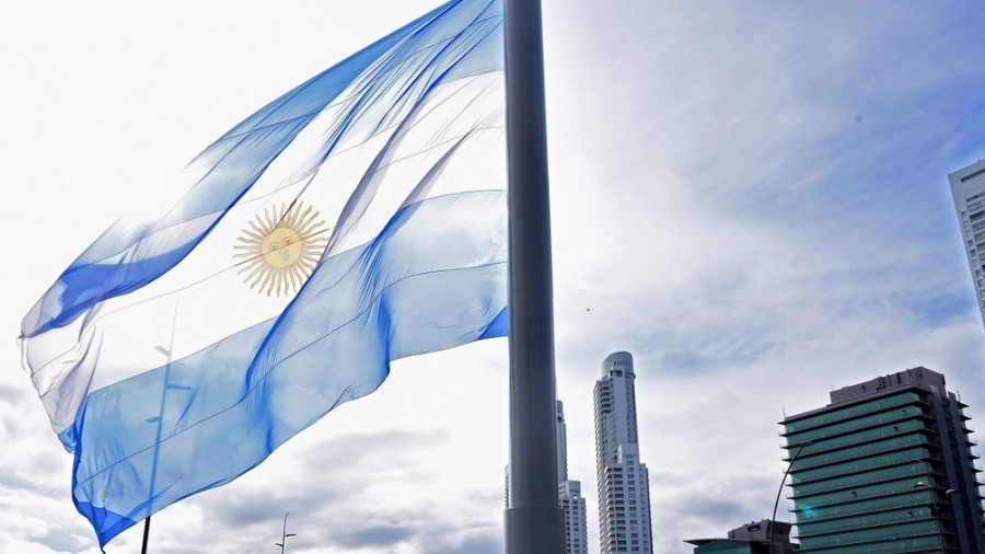 El Día de la Bandera se celebrará con actos oficiales y festejos populares en todo el país