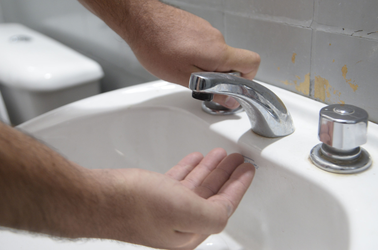Está restringido el servicio de agua potable en parte de la ciudad Está restringido el servicio de agua potable en parte de la ciudad