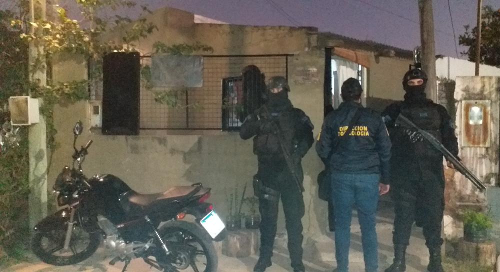 Por sexta vez fue allanada una mujer con domicilio en Barrio Lomas de Rocamora