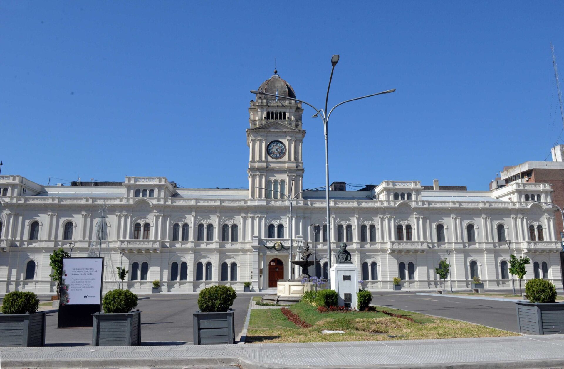 El lunes 27 de junio no habrá actividad en la administración pública El lunes 27 de junio no habrá actividad en la administración pública
