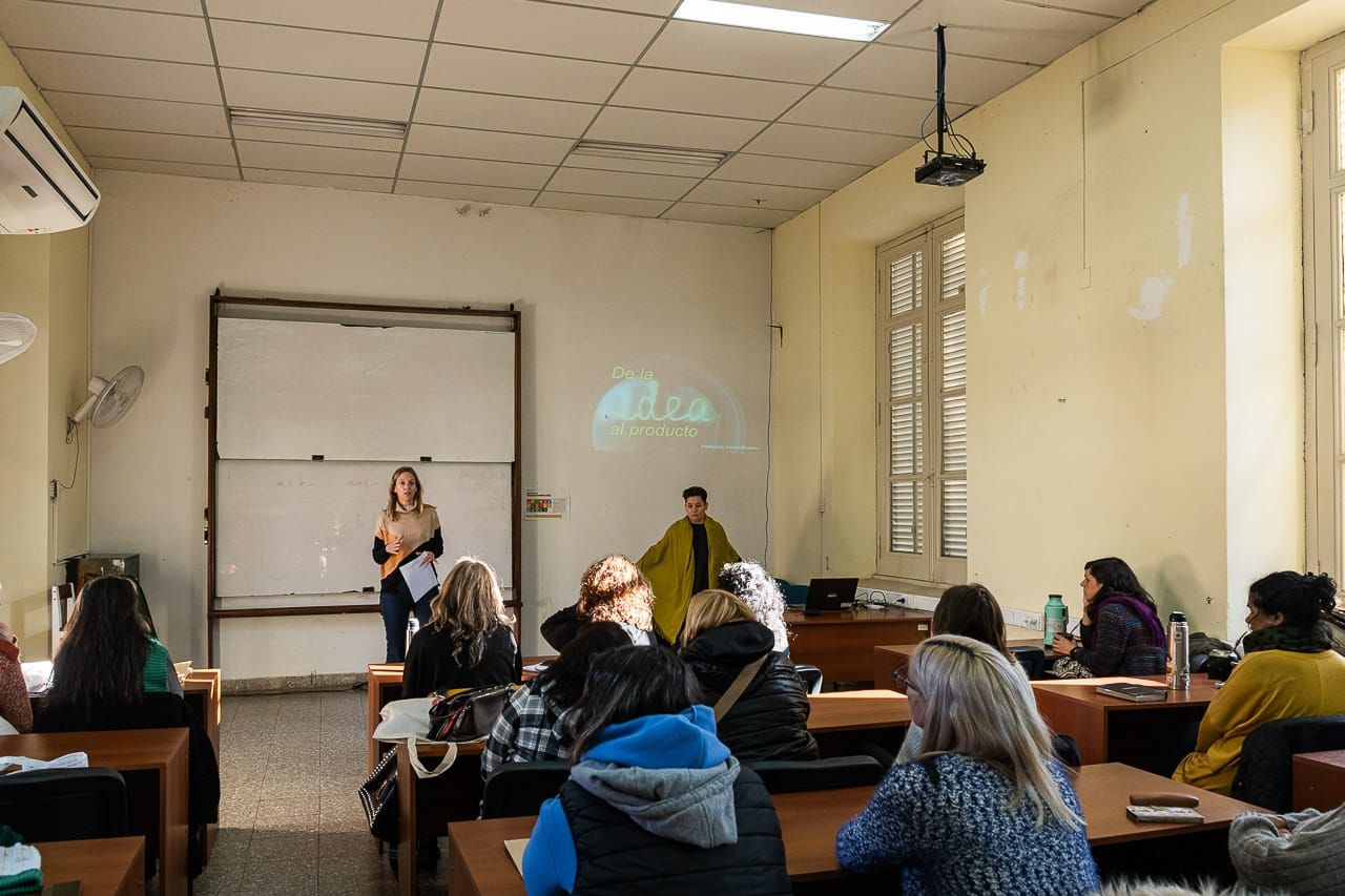Continúan las capacitaciones para emprendedores con diseño