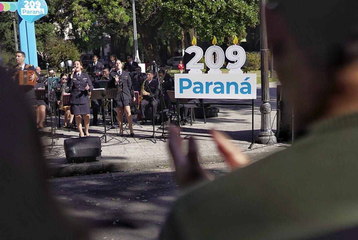 Paranaenses y turistas disfrutan del paseo gastronómico y cultural Activá Alameda