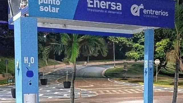 Rompieron y robaron la pantalla del termo solar Rompieron y robaron la pantalla del termo solar
