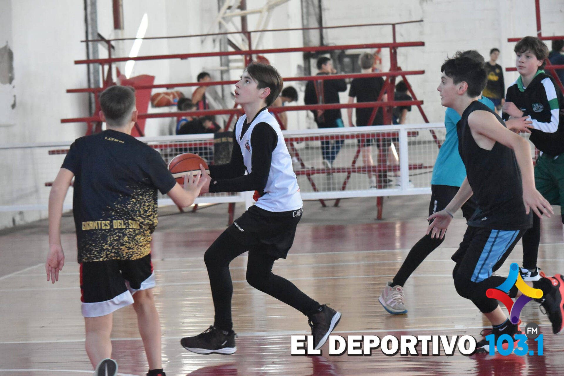 Arranca el Basketland