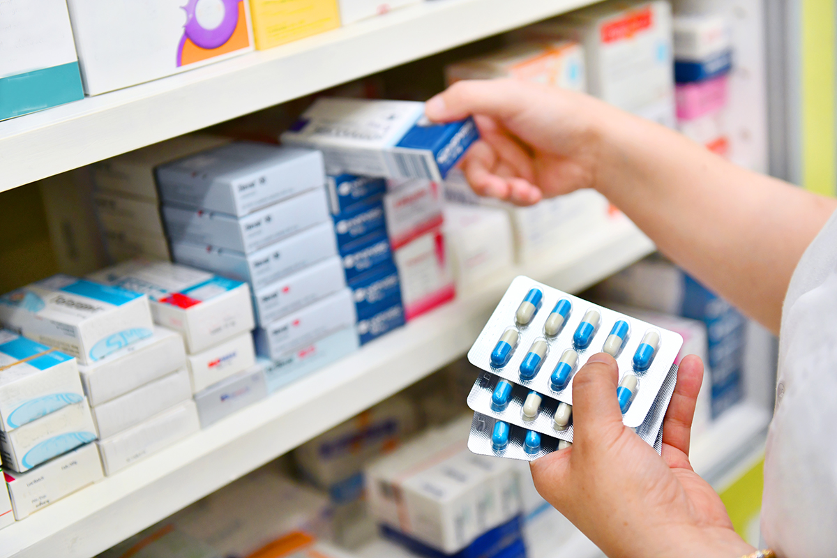Farmacias garantizan a afiliados de Iosper medicamentos con precios establecidos por Nación