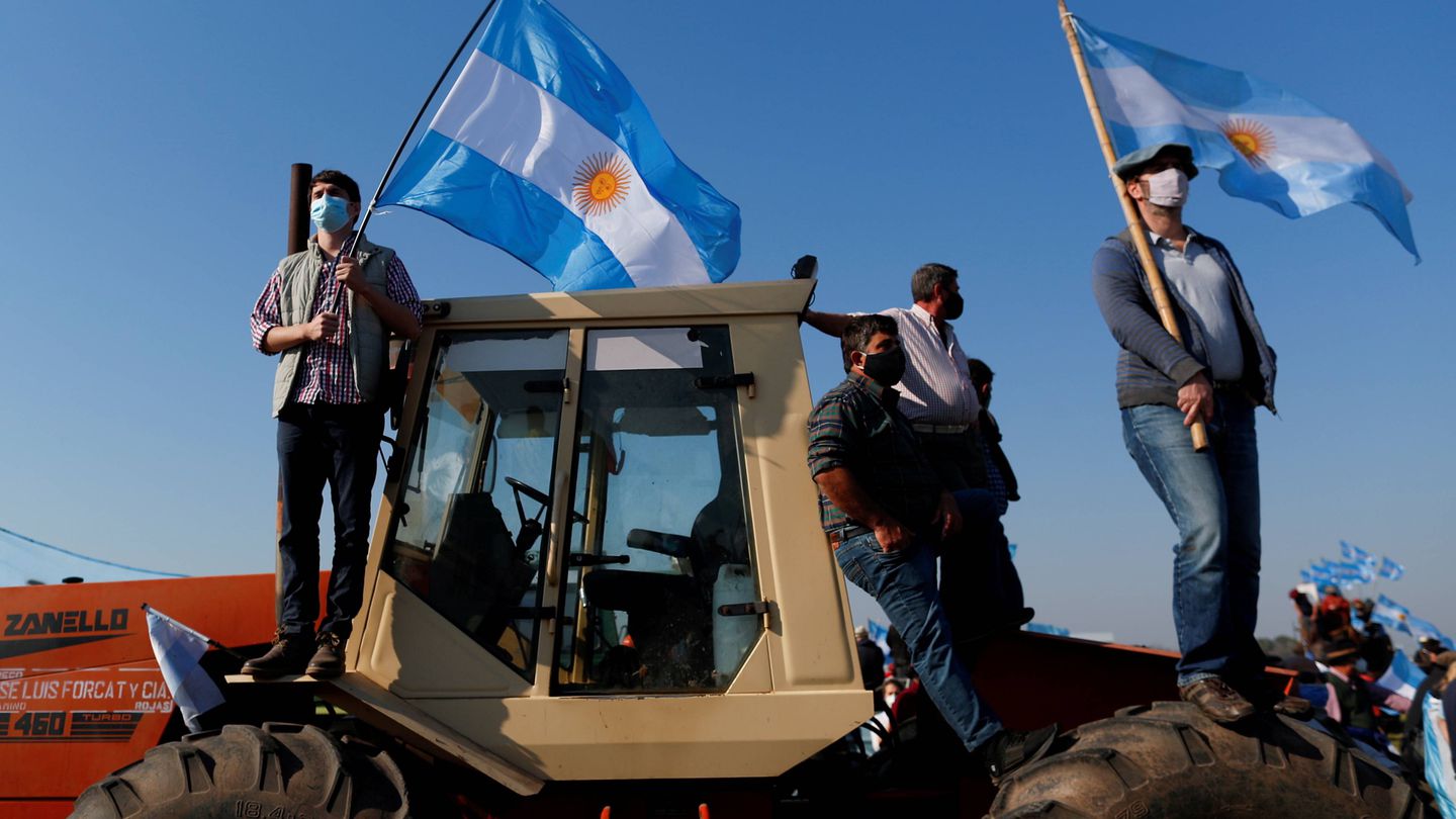 El Gobierno analiza mejorar hasta un 40% el tipo de cambio para la liquidación de granos del campo