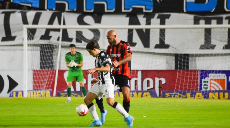 Patronato: Tres para tres