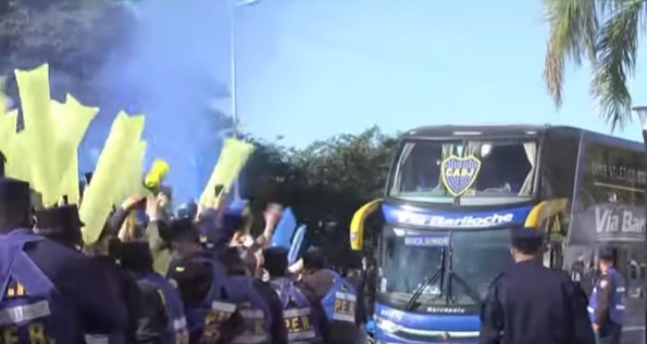 Boca está en la ciudad y revolucionó a sus hinchas paranaenses Boca está en la ciudad y revolucionó a sus hinchas paranaenses