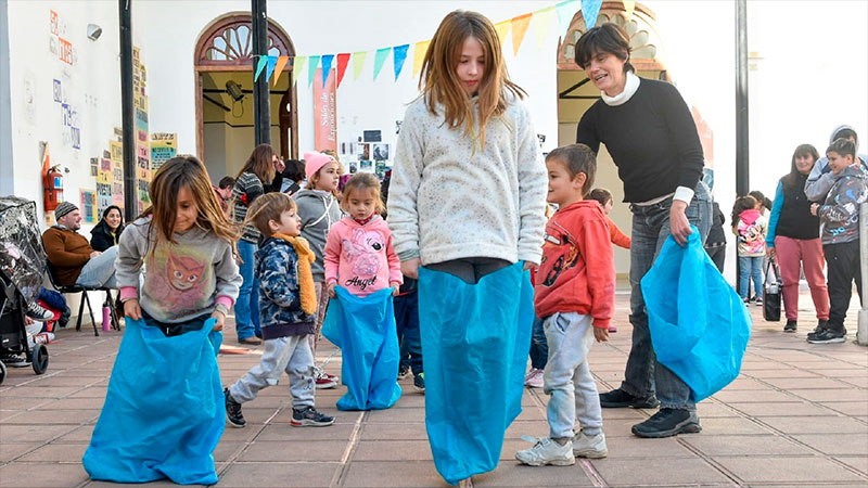 Espectáculos, recorridas y juegos en los organismos provinciales de Cultura