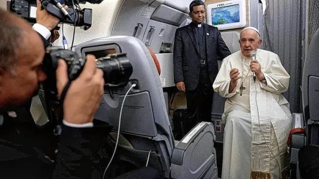El Papa Francisco reflexionó sobre su posible renuncia El Papa Francisco reflexionó sobre su posible renuncia
