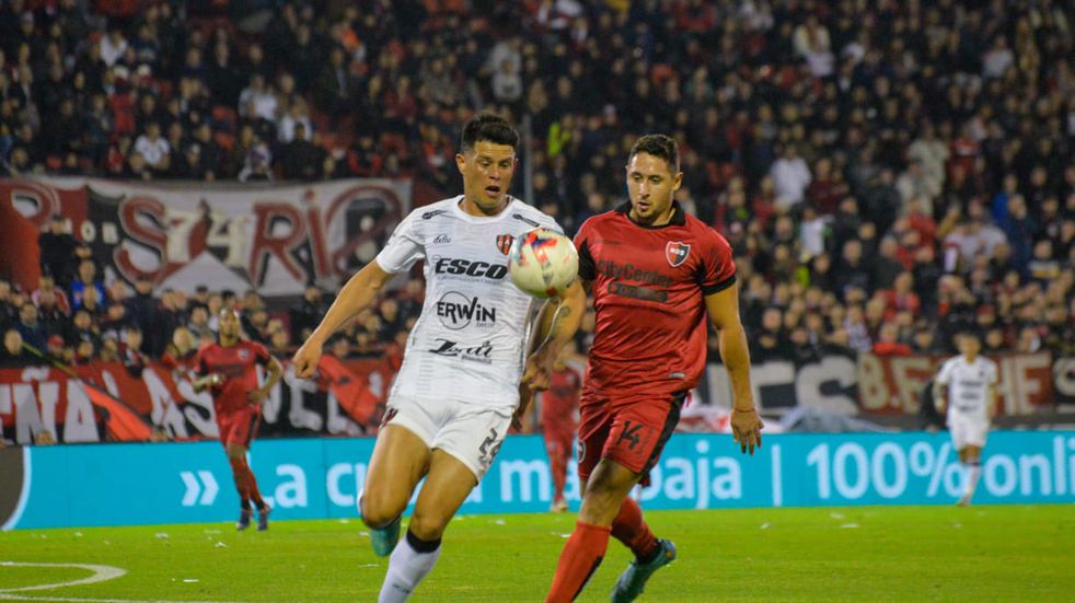Newell’s y Patronato empataron 2-2 en la Liga Profesional Argentina Newell’s y Patronato empataron 2-2 en la Liga Profesional Argentina