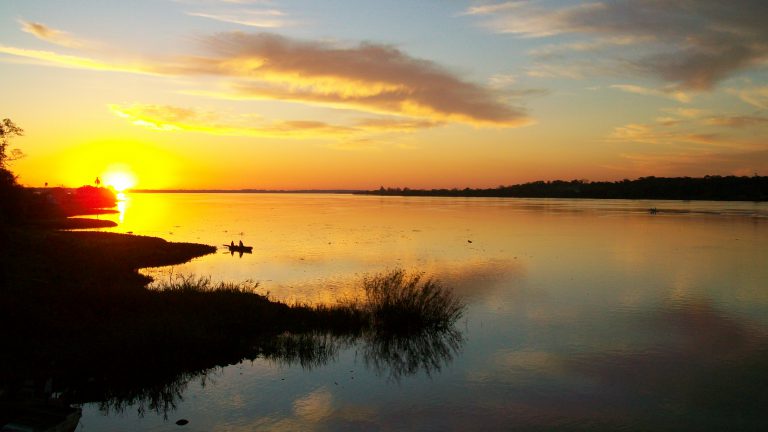 El río marcó su nivel más bajo desde el mes de marzo El río marcó su nivel más bajo desde el mes de marzo