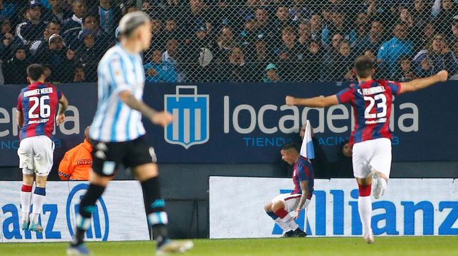 San Lorenzo se hizo fuerte en el clásico y le ganó por 2-1 a un Racing que dejó expuesto su nerviosismo San Lorenzo se hizo fuerte en el clásico y le ganó por 2-1 a un Racing que dejó expuesto su nerviosismo
